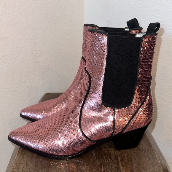Paige Willa Chelsea Booties Pink Sequined Ankle Gored Boots 7.5 - Picture 5 of 13